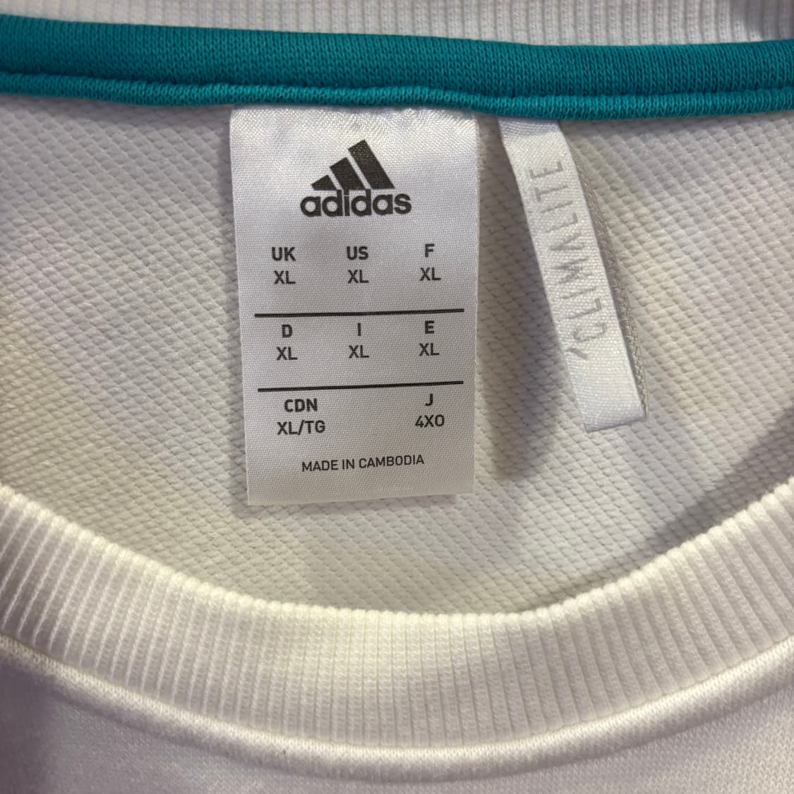 아디다스 레알마드리드 화이트 맨투맨 상품이미지5