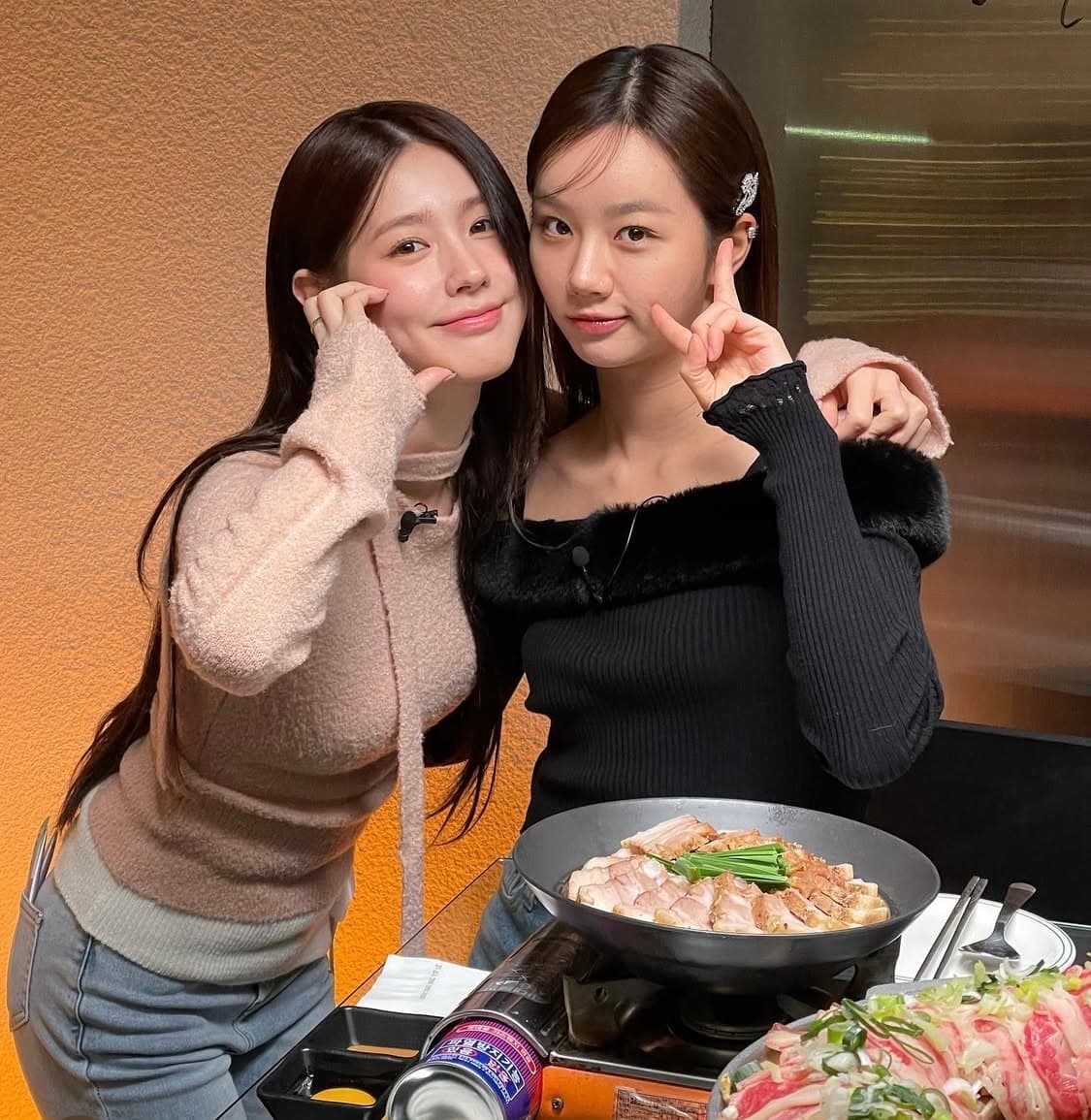 아수라 오프숄더 타이 니트(새상품) 상품이미지3