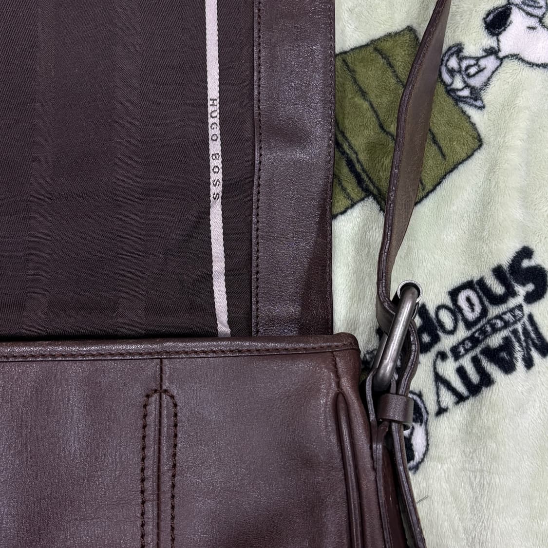 휴고보스 가죽 크로스백 상품이미지6