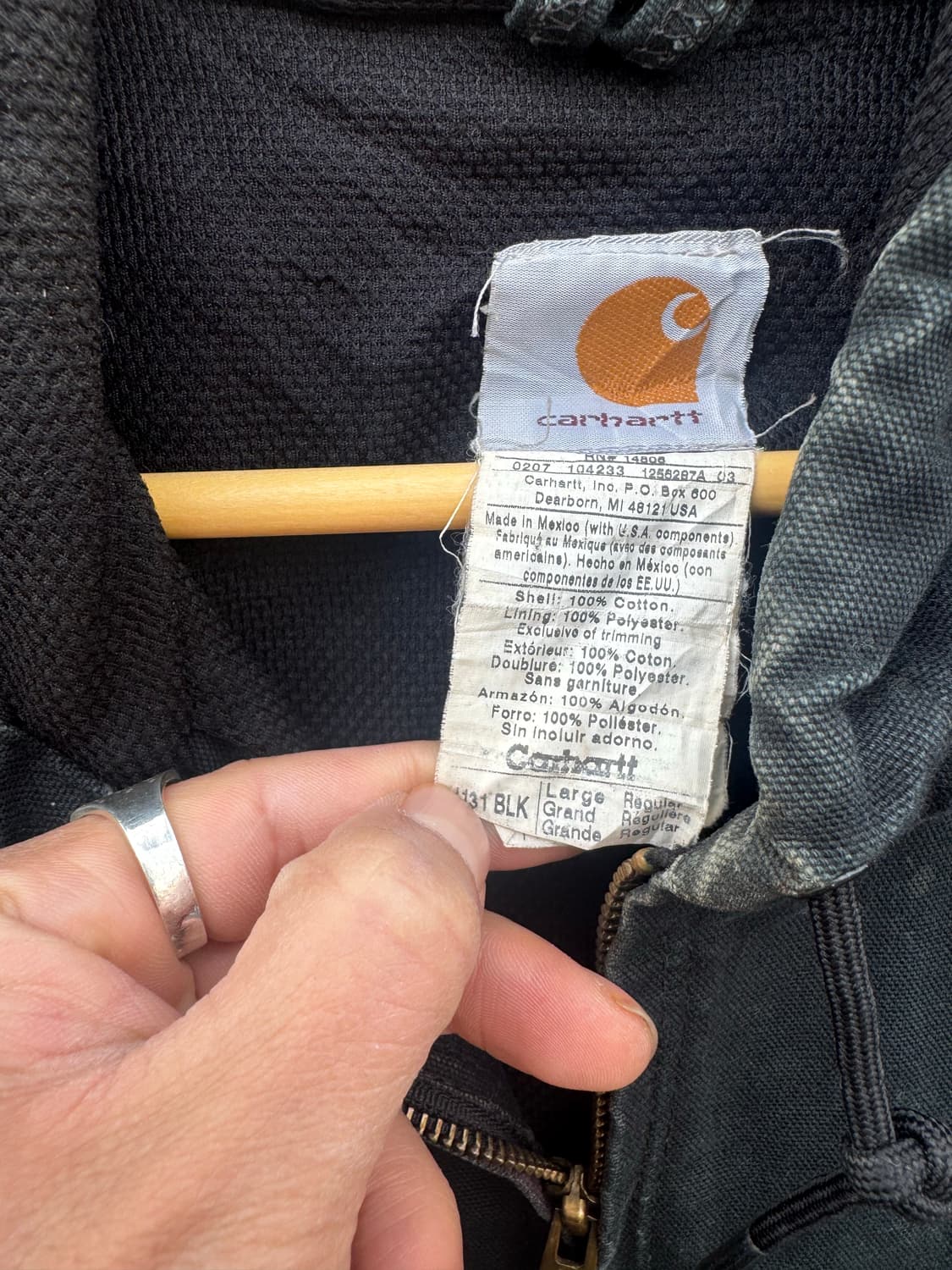 00s 칼하트 빈티지 j131 블랙 페이딩 덕 액티브 후드 워크 자켓 상품이미지6