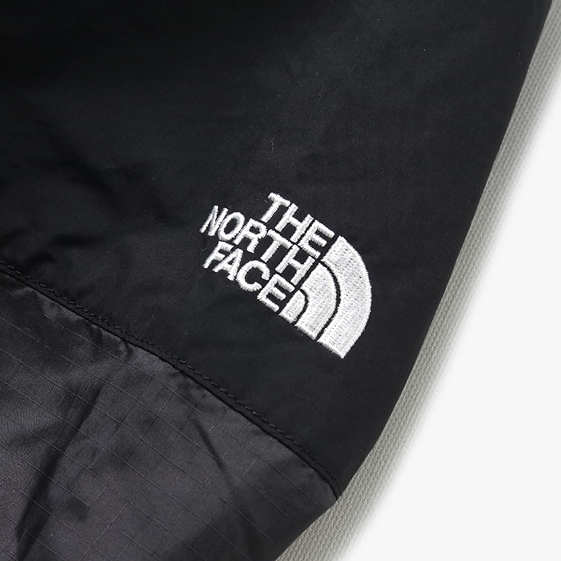  PURPLE LABEL "Black Wind Breaker" 상품이미지7