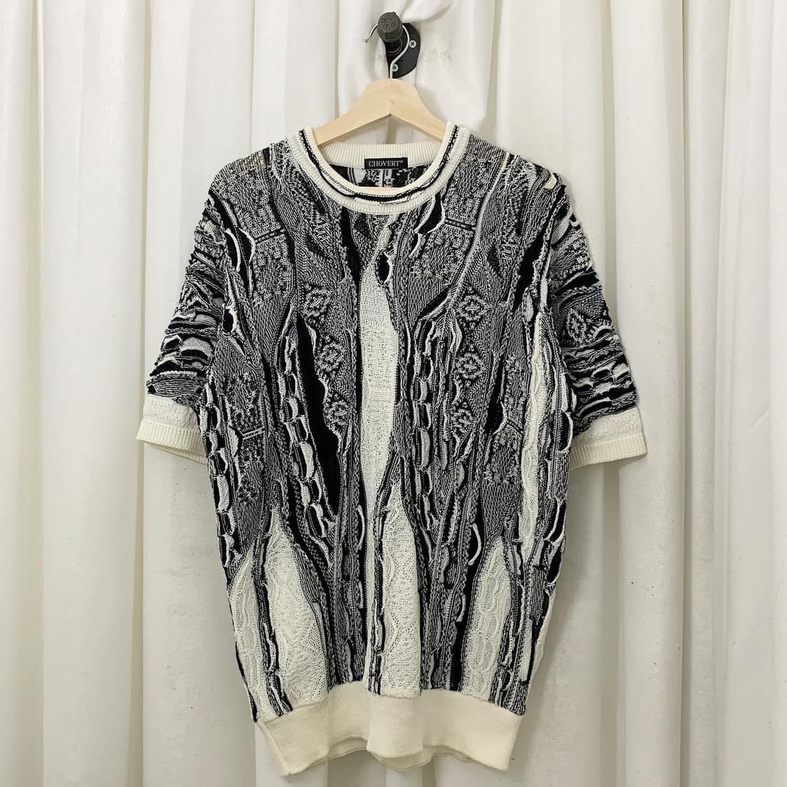 초버트 멀티컬러 케이블 패턴 하프 니트 상품이미지1