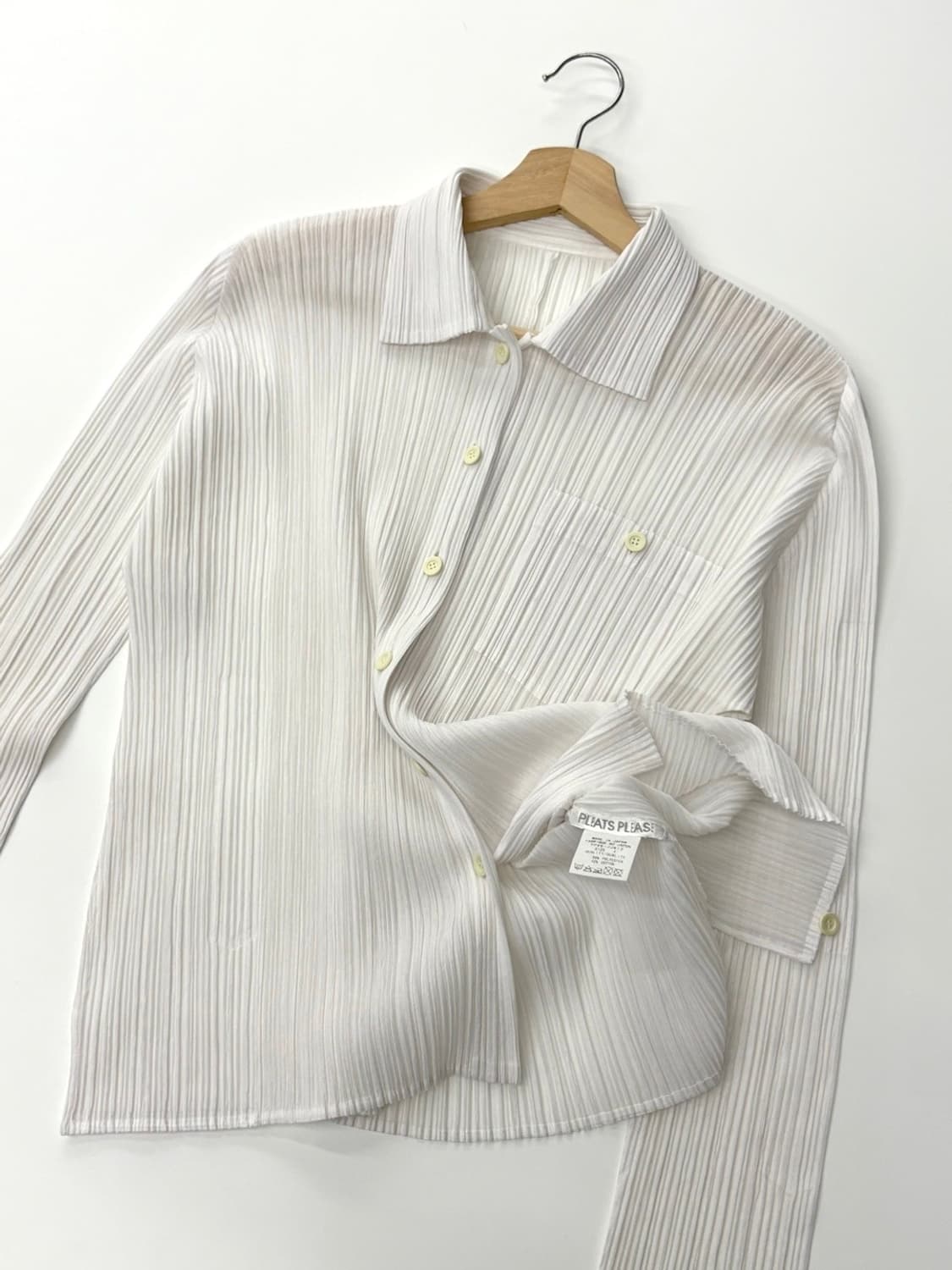 Pleats Please 플리츠플리즈 화이트 가디건 상품이미지1