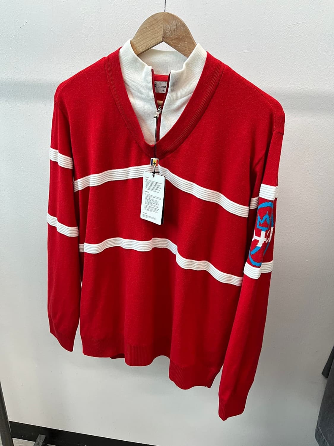 110) 까스텔바작 방풍니트  상품이미지1