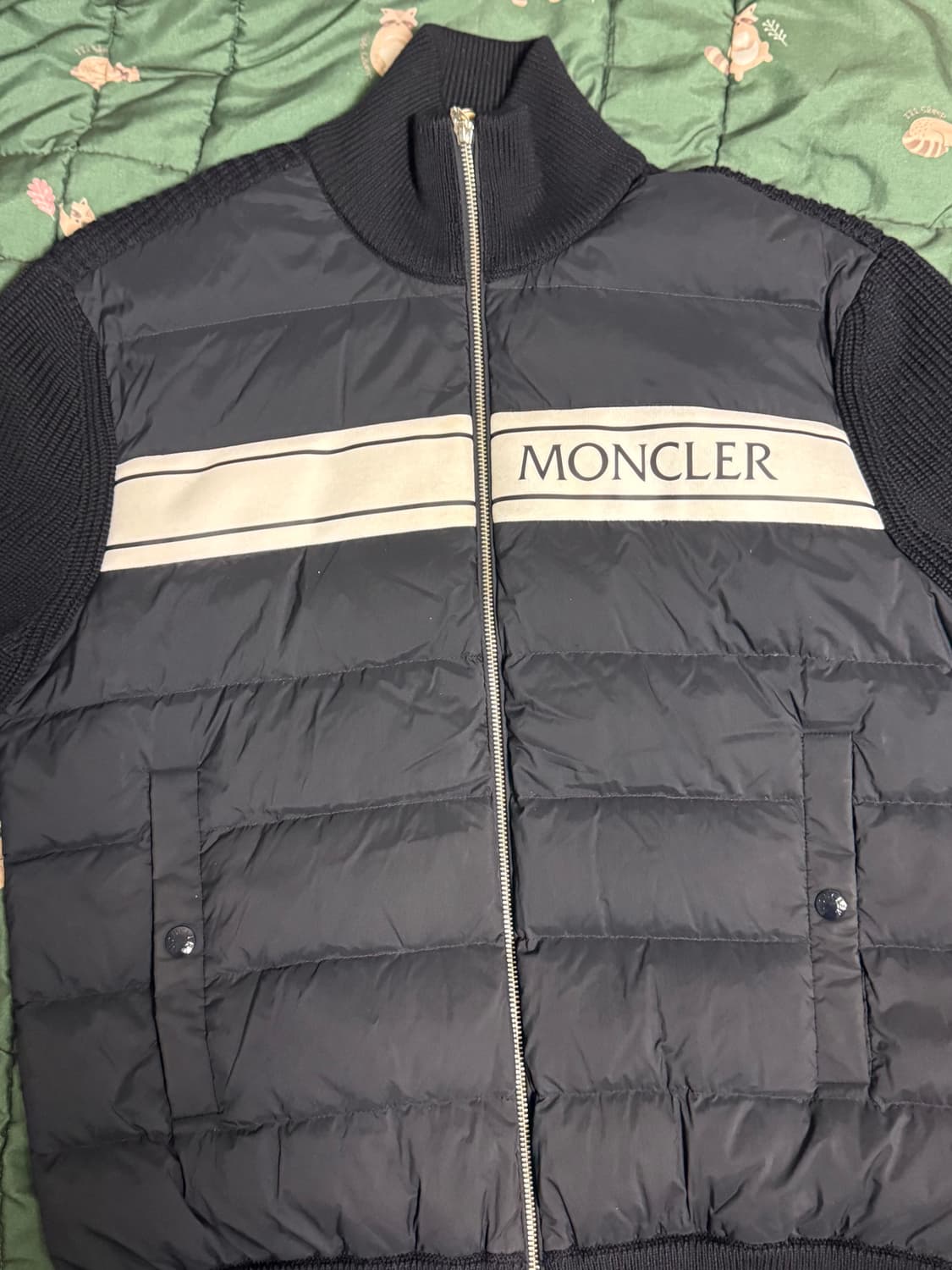 몽클레어 라이닝 니트패딩 L 민트급 판매합니다 상품이미지4