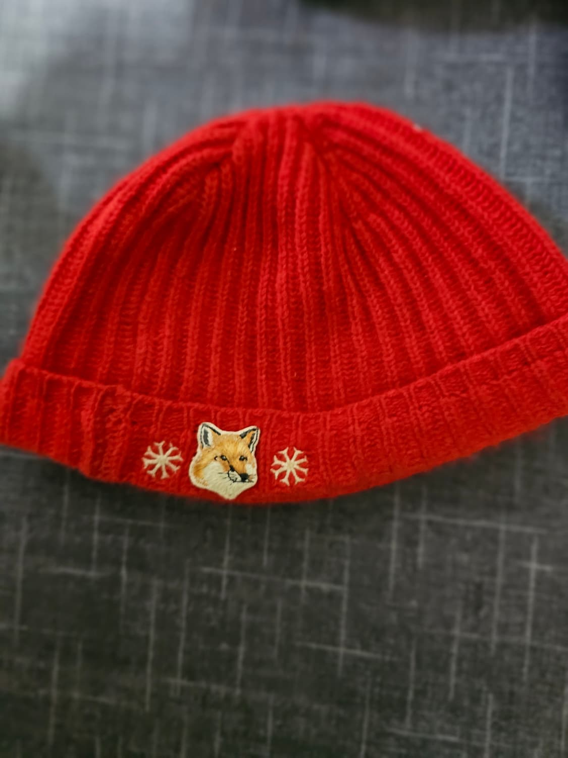 메종 키츠네 레드 비니 상품이미지1