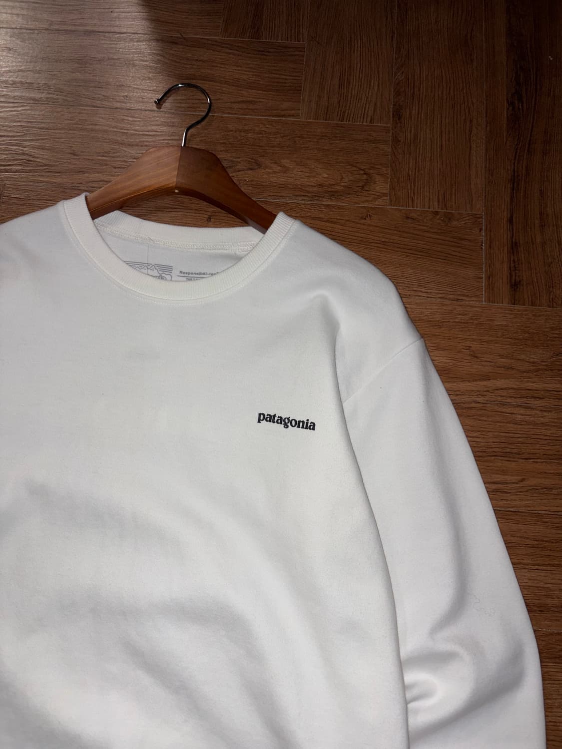 파타고니아 로고 맨투맨 상품이미지4