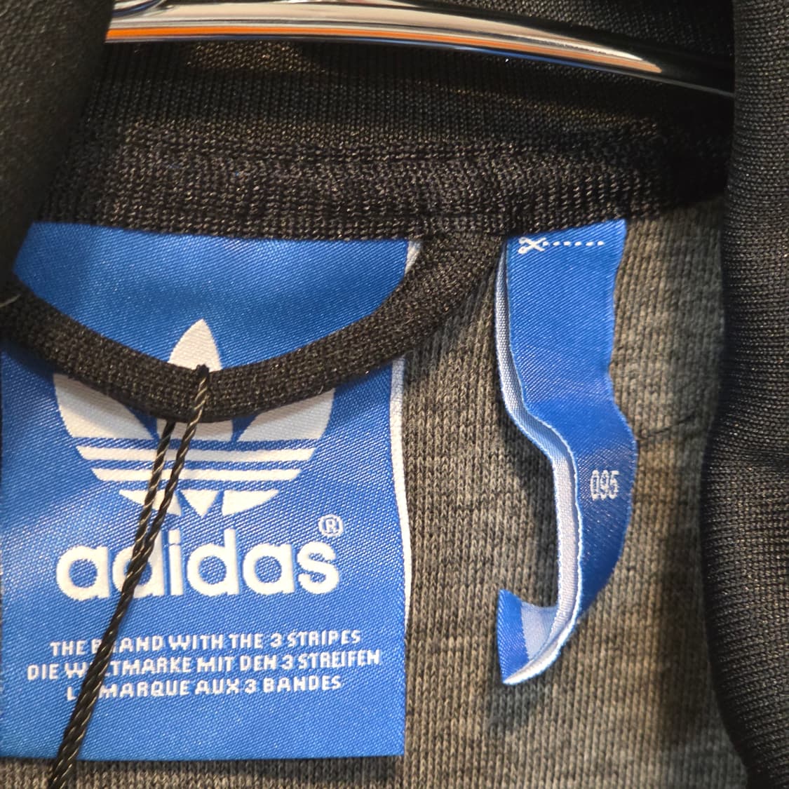 아디다스 검흰 트레포일 져지 상품이미지8