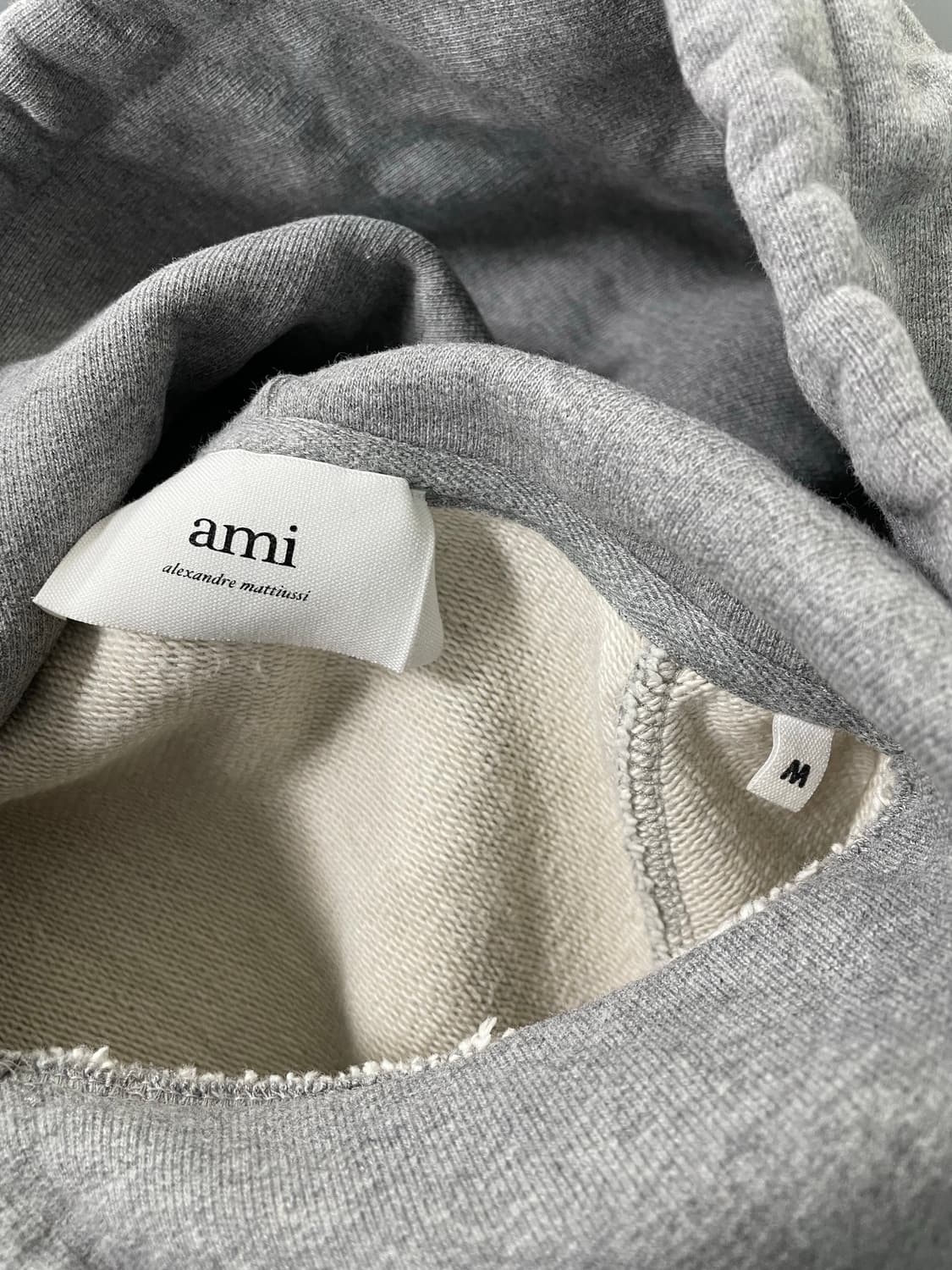 [M] AMI 아미 자수 하트 로고 후드 티 상품이미지8