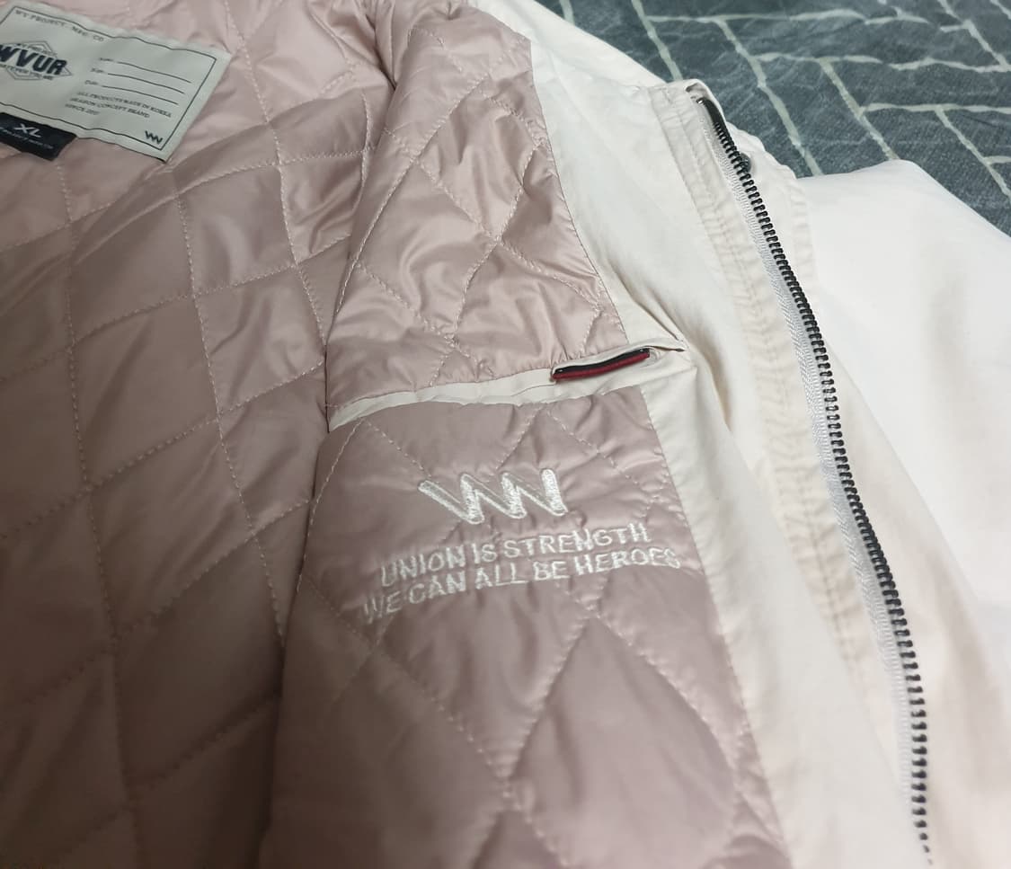 더블유브이프로젝트 안감누빔 짚업 자켓 아이보리 (XL) 상품이미지5