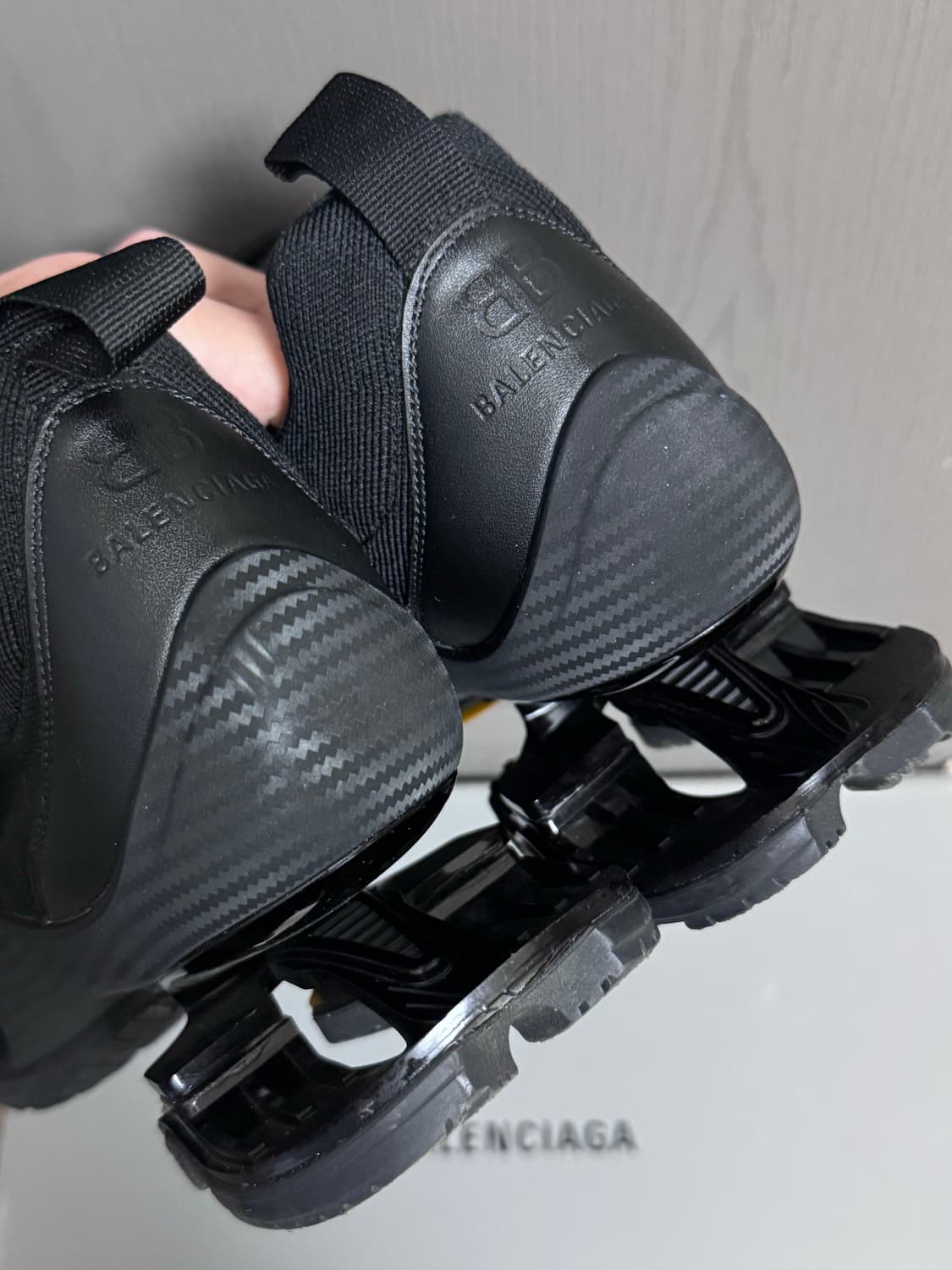 [41] 발렌시아가 파이브 핑거스 스니커즈 상품이미지9