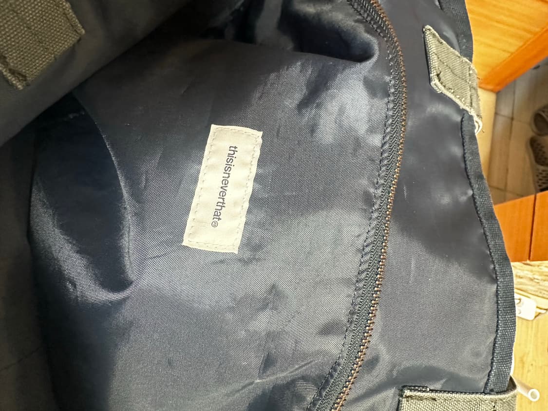 디스이즈네버댓 25FW 캔버스 토트백 네이비 상품이미지4