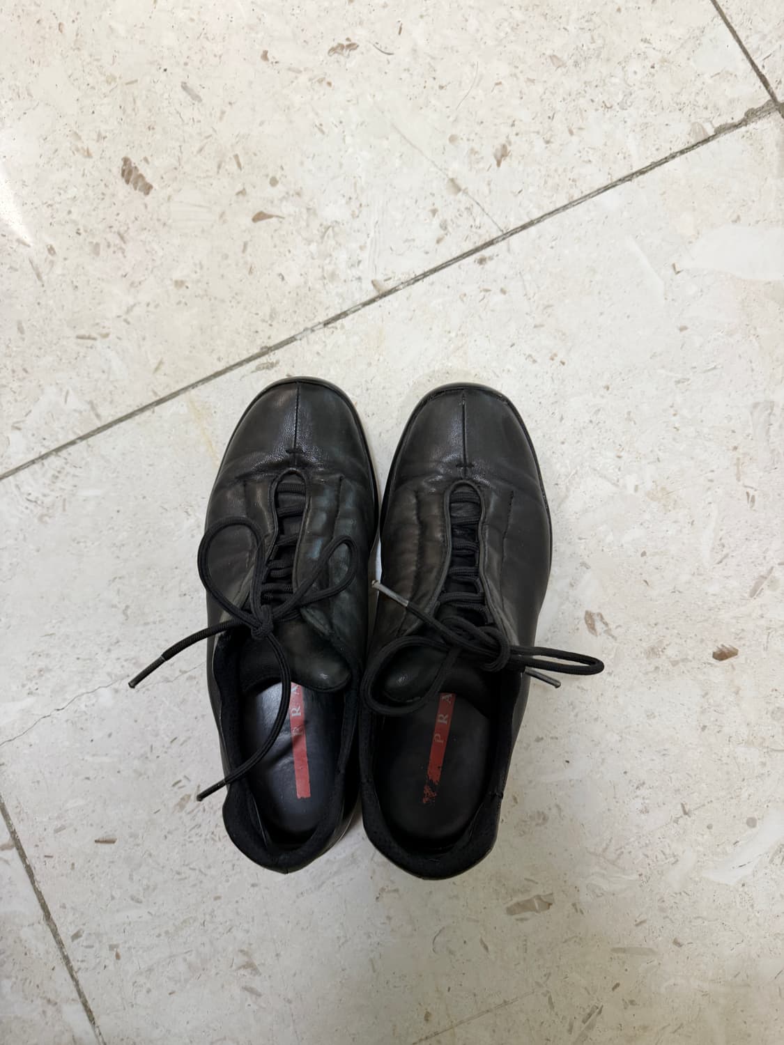 프라다 스포츠 240 팝니다 상품이미지1