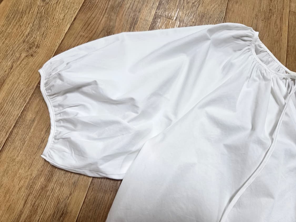 온스(OUNCE) 퍼프소매 블라우스 프리사이즈 상품이미지6