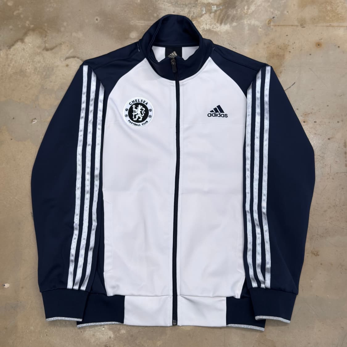 85 아디다스 첼시 화이트 네이비 배색 트랙탑 상품이미지2