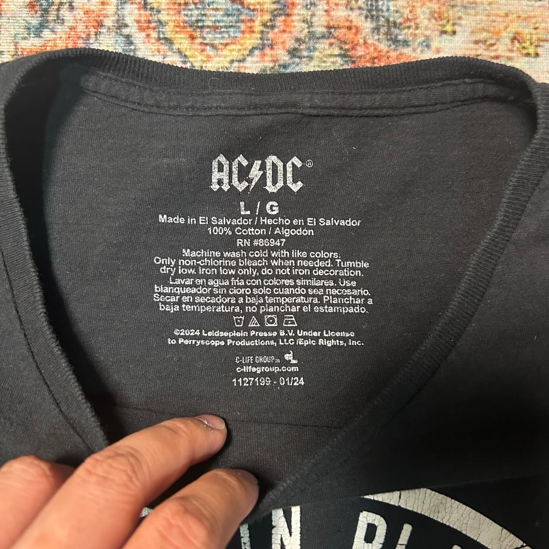 [L] ACDC Back in Black 오피셜 밴드티 반팔  상품이미지3