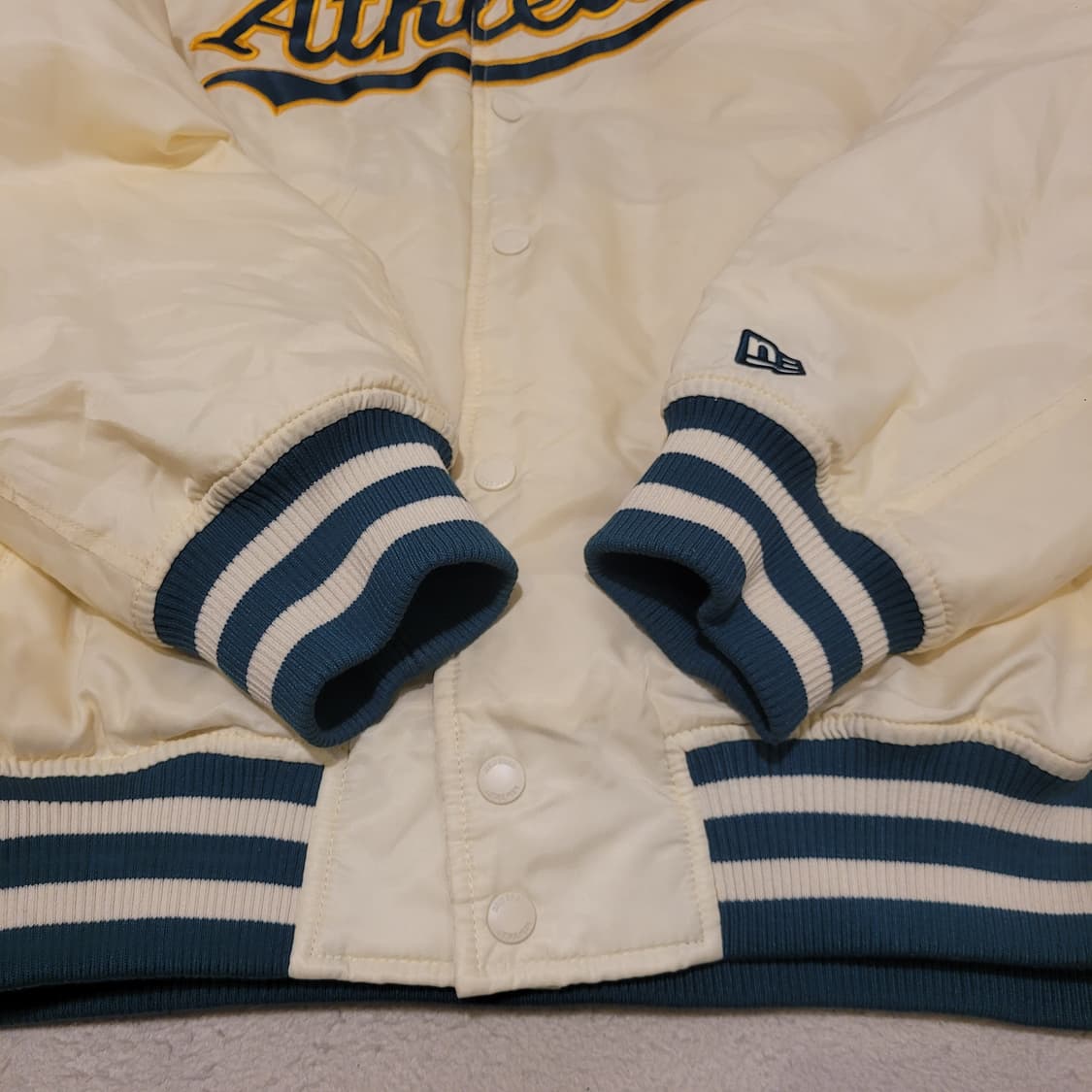 뉴에라 오클랜드 바시티자켓 2XL 상품이미지4