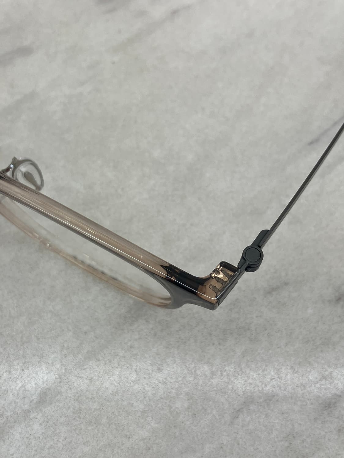 하츠 Hatz 차콜 클리어 투톤 월링턴 뿔테 안경 상품이미지2