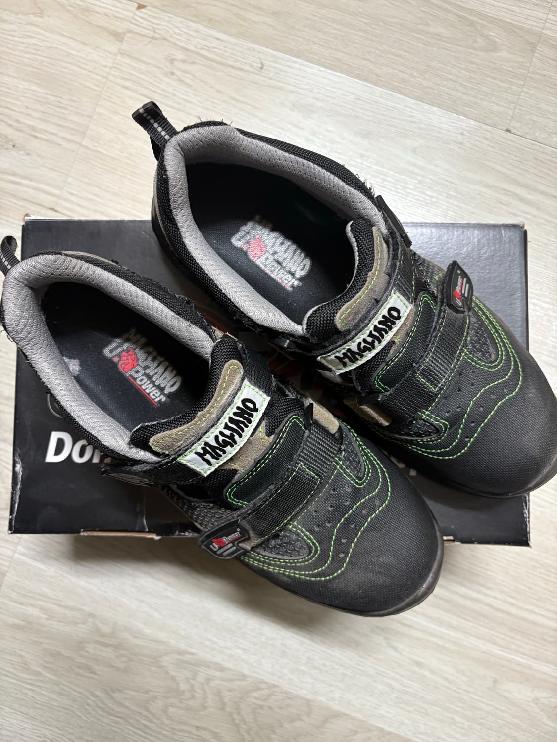 magliano 유파워 스캔디 블랙 42사이즈 상품이미지1