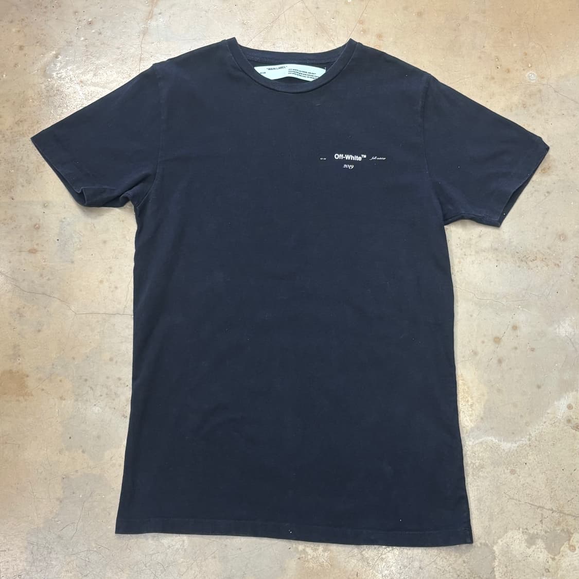 S 오프 화이트 3D 애로우 블랙 반팔 티셔츠 상품이미지3