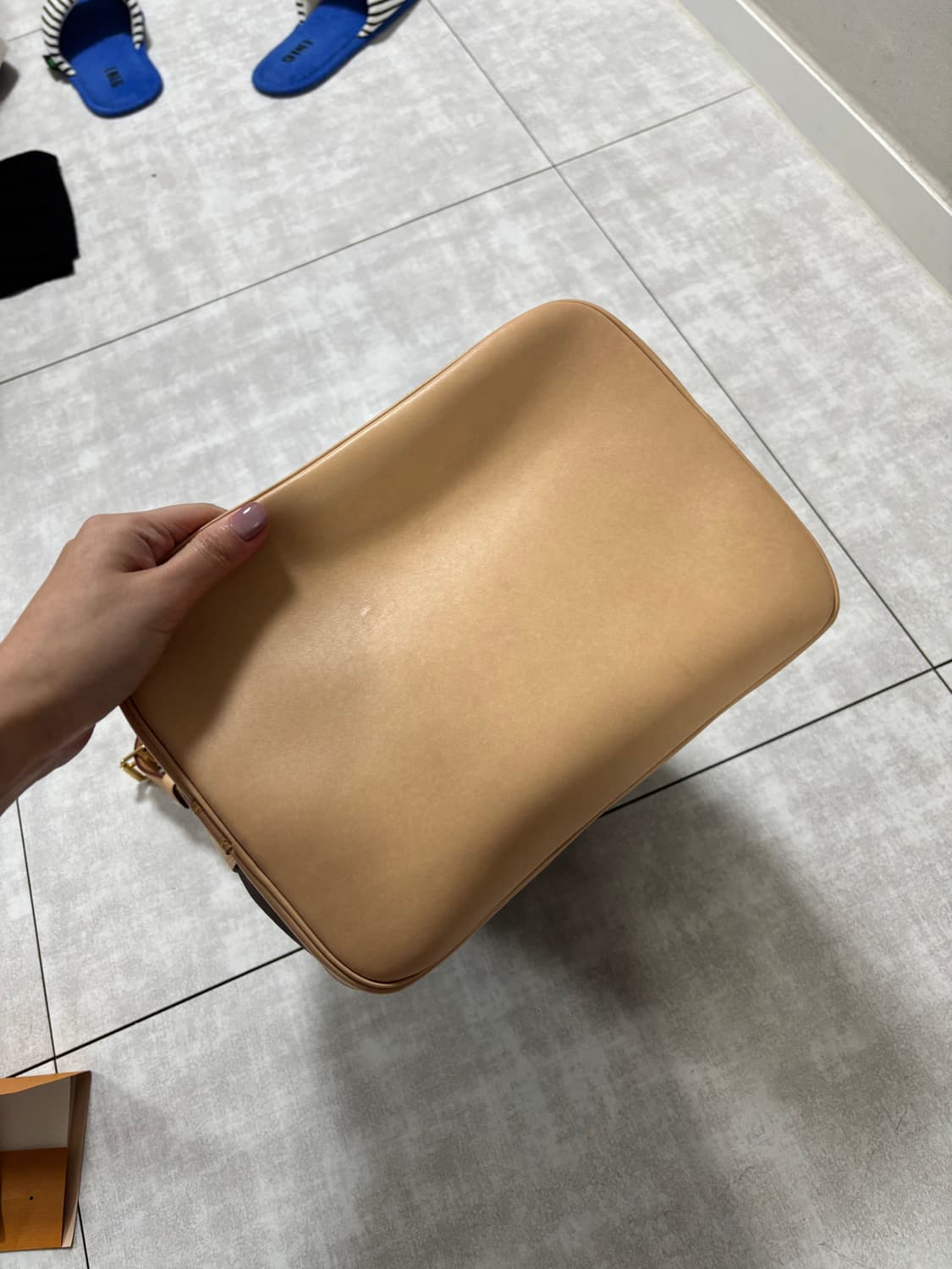 루이비통 쁘띠 노에 모노그램 버킷백 M40818 상품이미지4