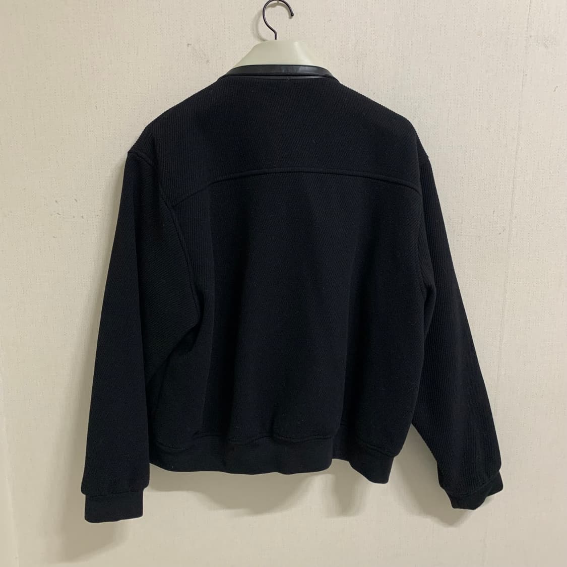 [L] 키뮤어 레더 배색 서플러스 울 카라 블루종 블랙 상품이미지5