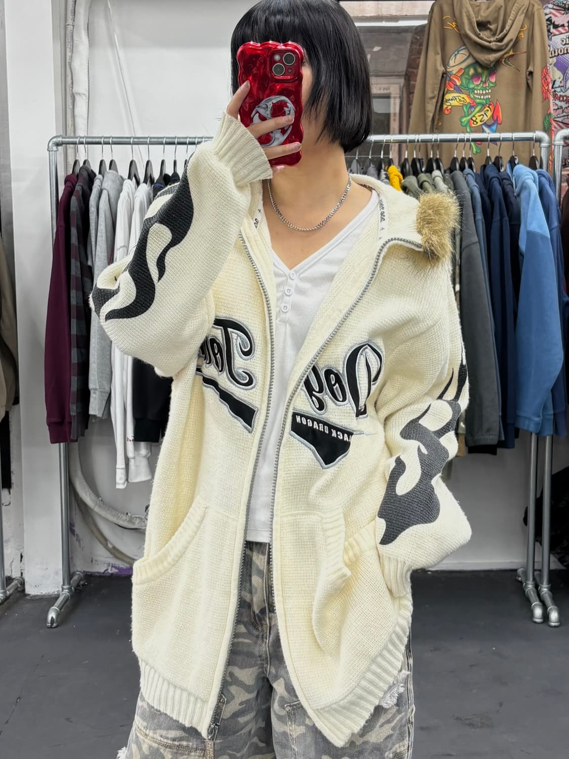 도그타운 블랙드래곤 퍼 니트집업 상품이미지1