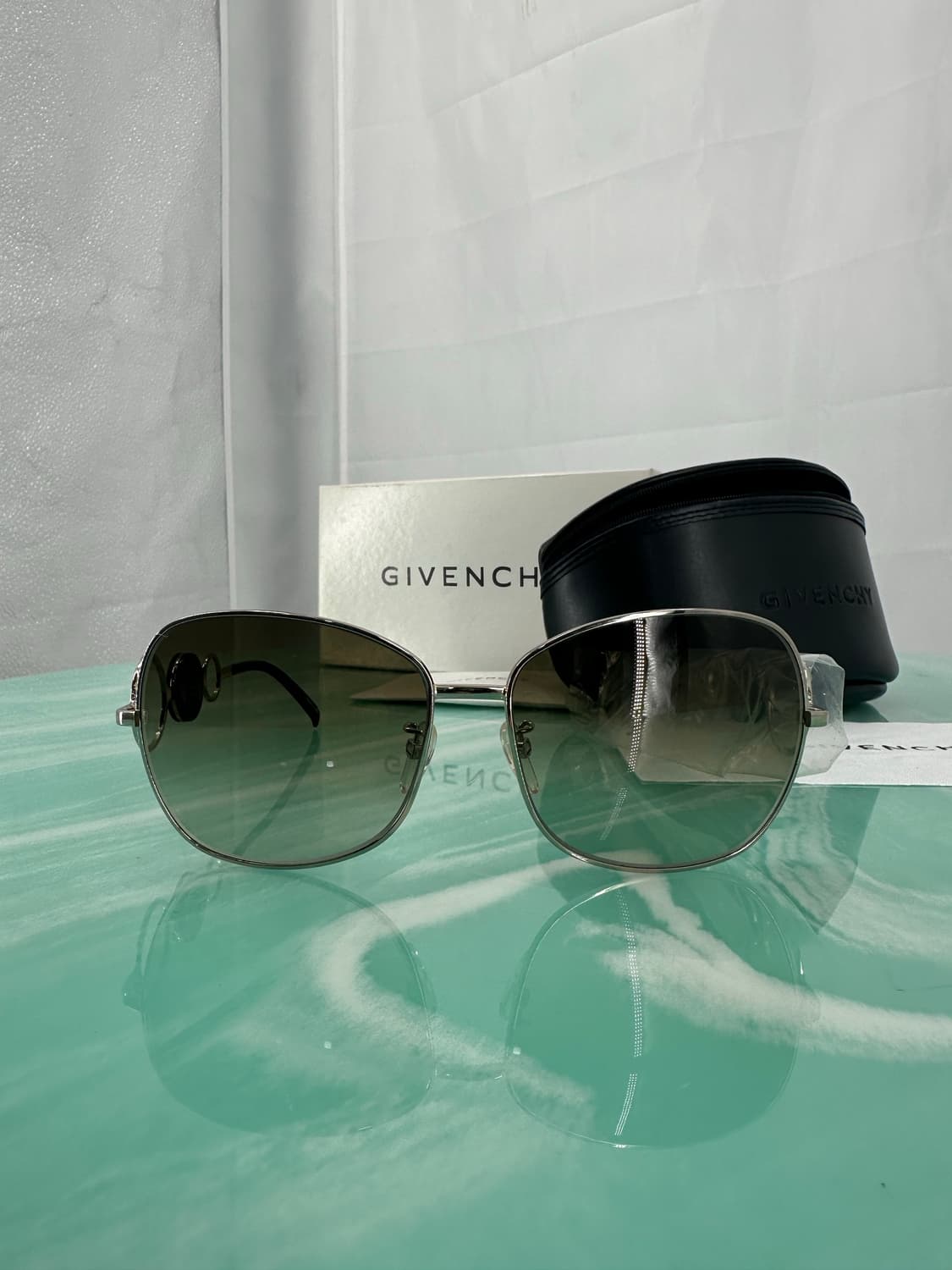 [정품 새상품 무료배송] 지방시 여성 선글라스 상품이미지1