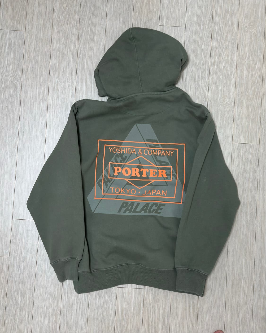 팔라스 x 포터 후드 올리브 상품이미지3