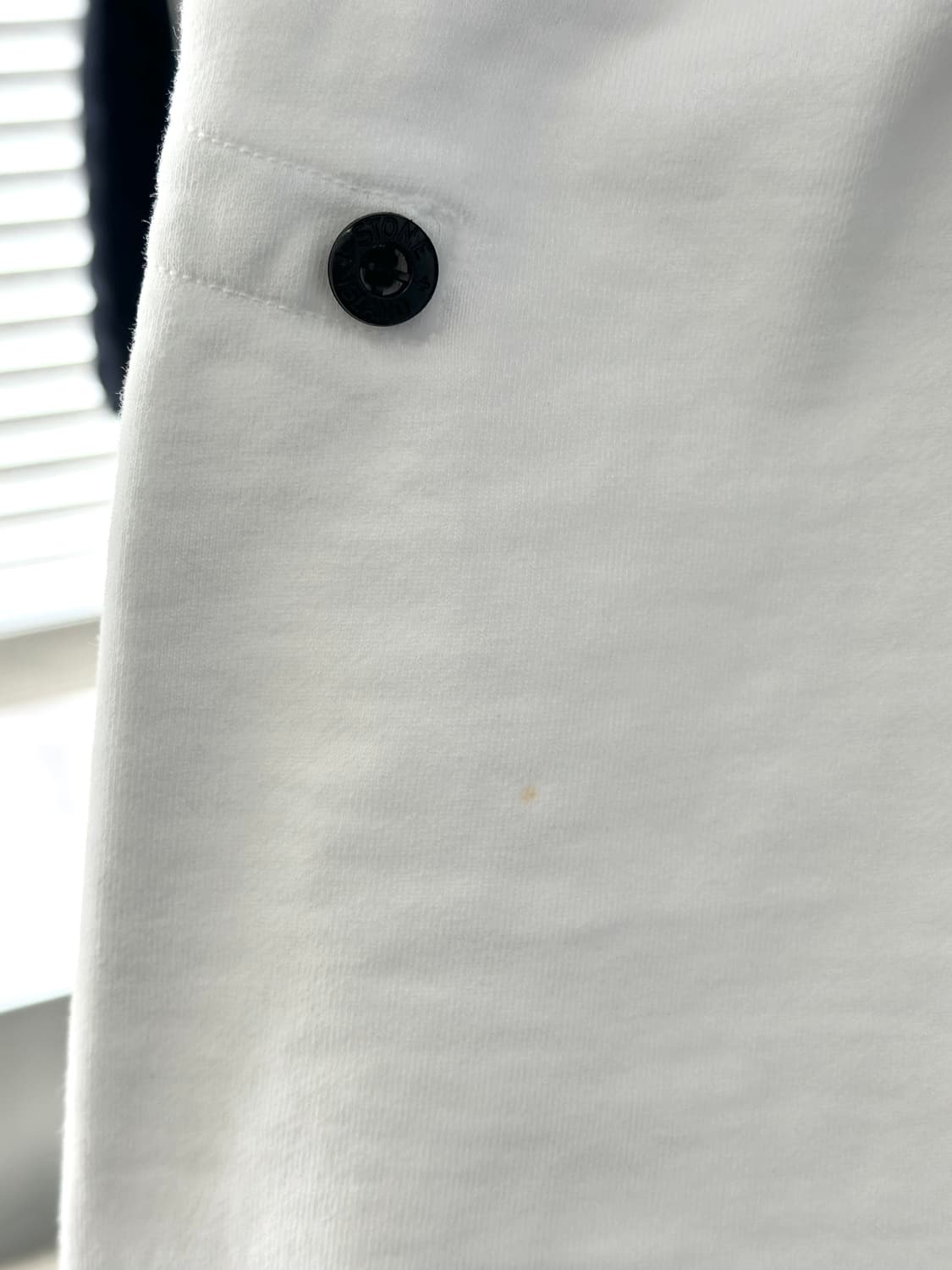 스톤아일랜드 와펜 화이트 맨투맨  상품이미지8