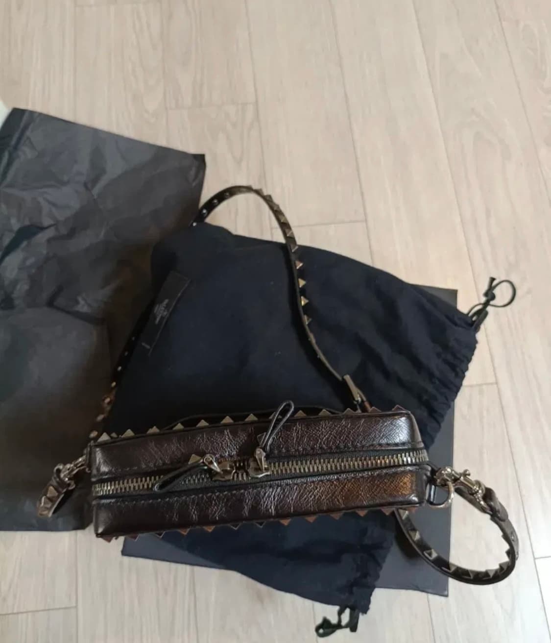 발렌티노가르바니스터드크로스백 상품이미지5