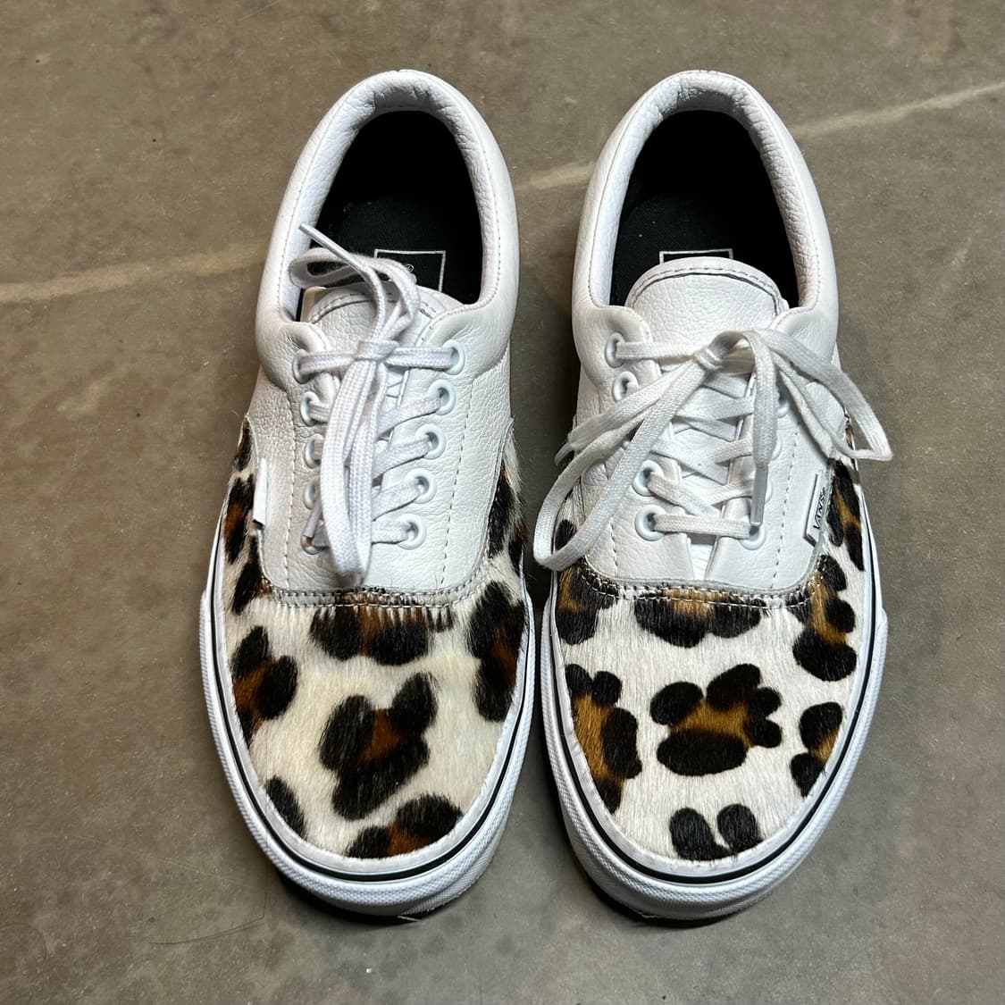 250) 반스 에라 트루 화이트 카프헤어 송치 레오파드 스니커즈 상품이미지2