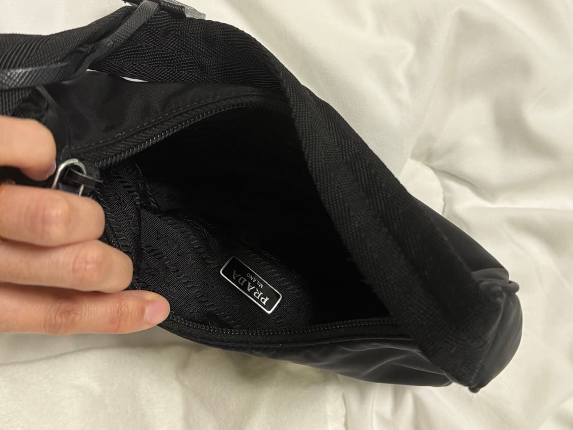 프라다 미니 호보백 나일론 상품이미지7