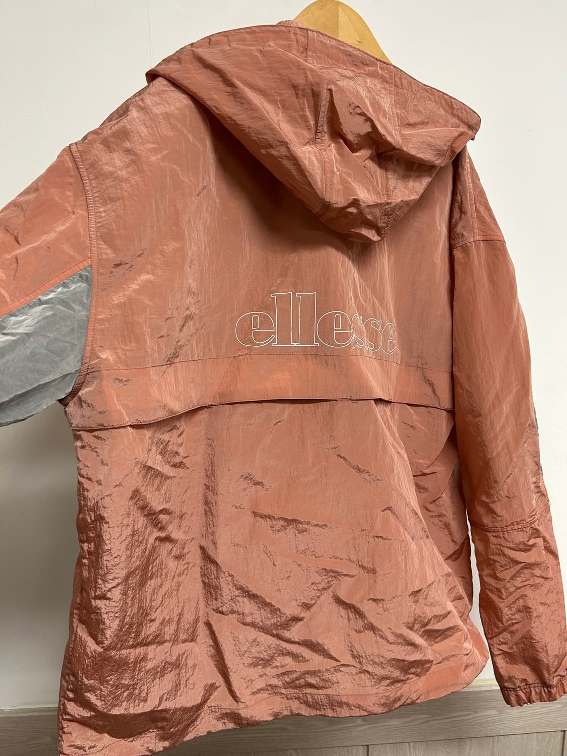 엘레쎄 아노락 MS 코랄색 105 상품이미지7