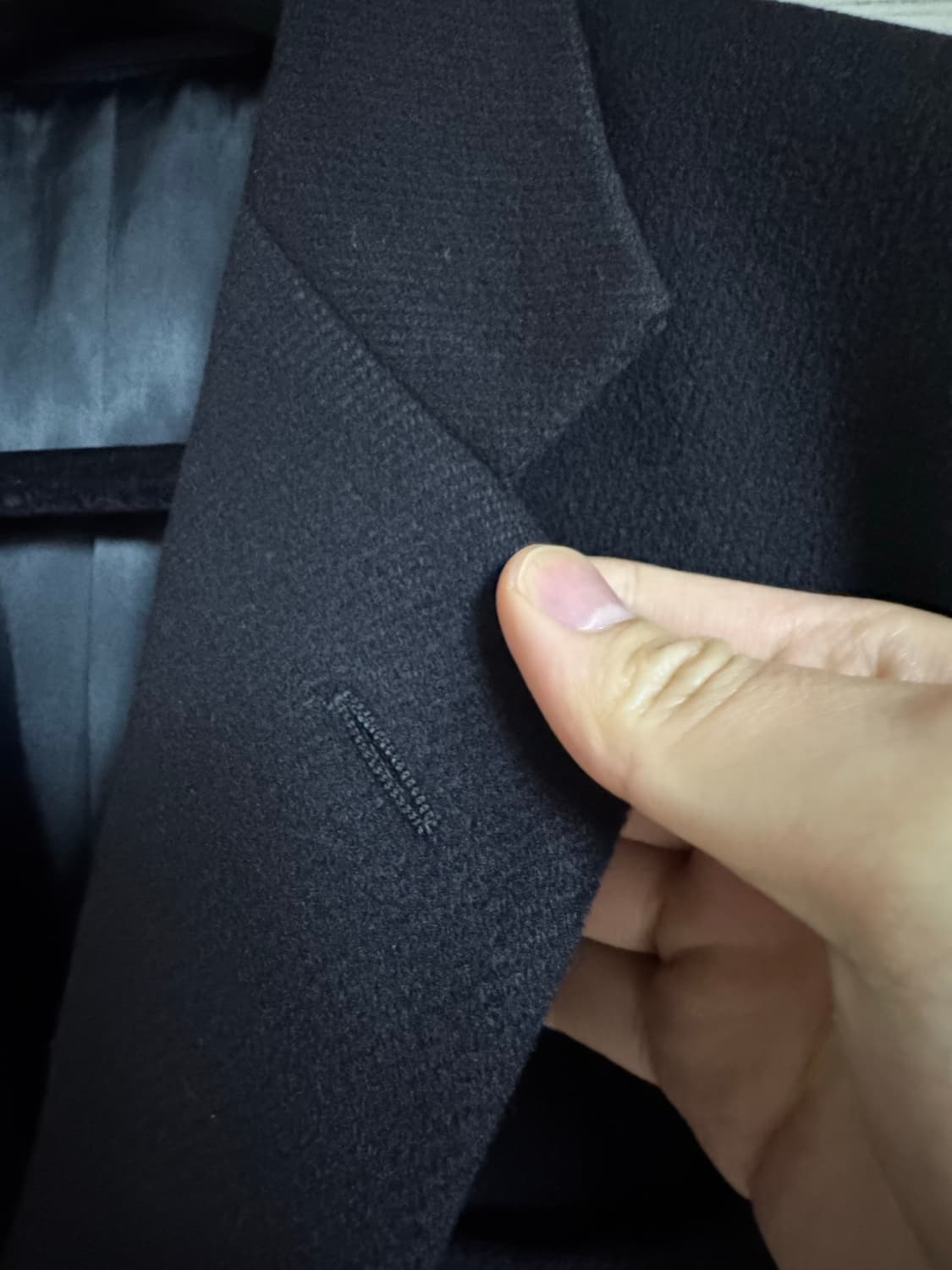 아르마니 꼴레지오니 100% 캐시미어 블랙코트 상품이미지4