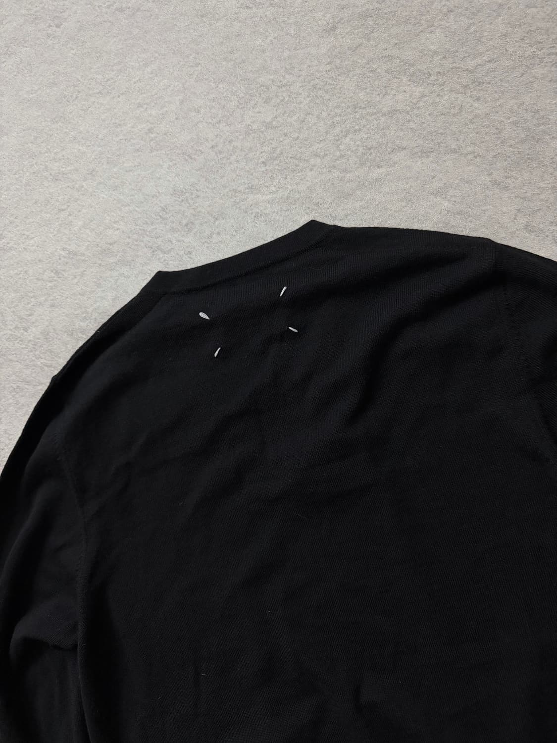 마르지엘라 스티치 브이넥 니트 상품이미지4