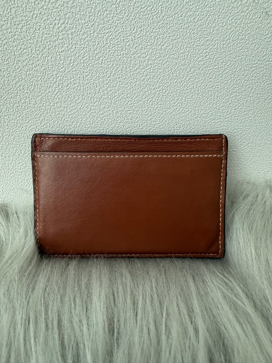 셀린느 퀴르 트리오페 카드지갑 상품이미지2