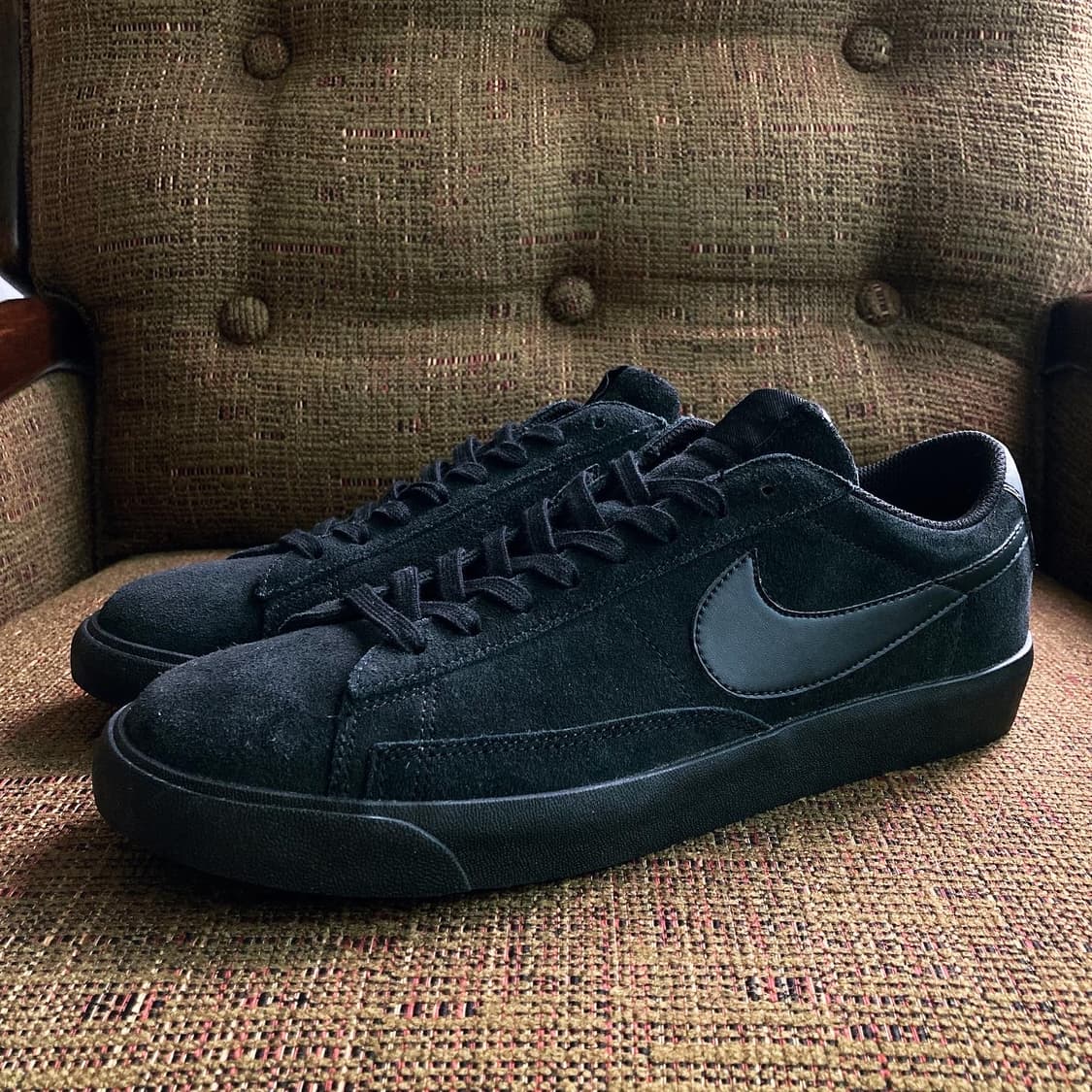 나이키 블레이저 로우 스웨이드 트리플블랙 상품이미지1