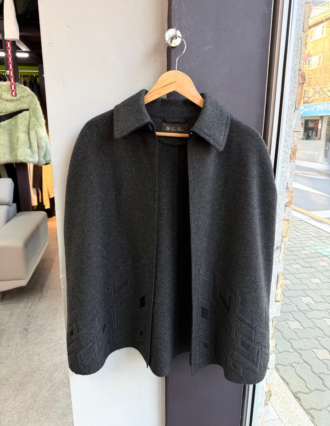 로로피아나 캐시미어 레더 케이프 망토 상품이미지7