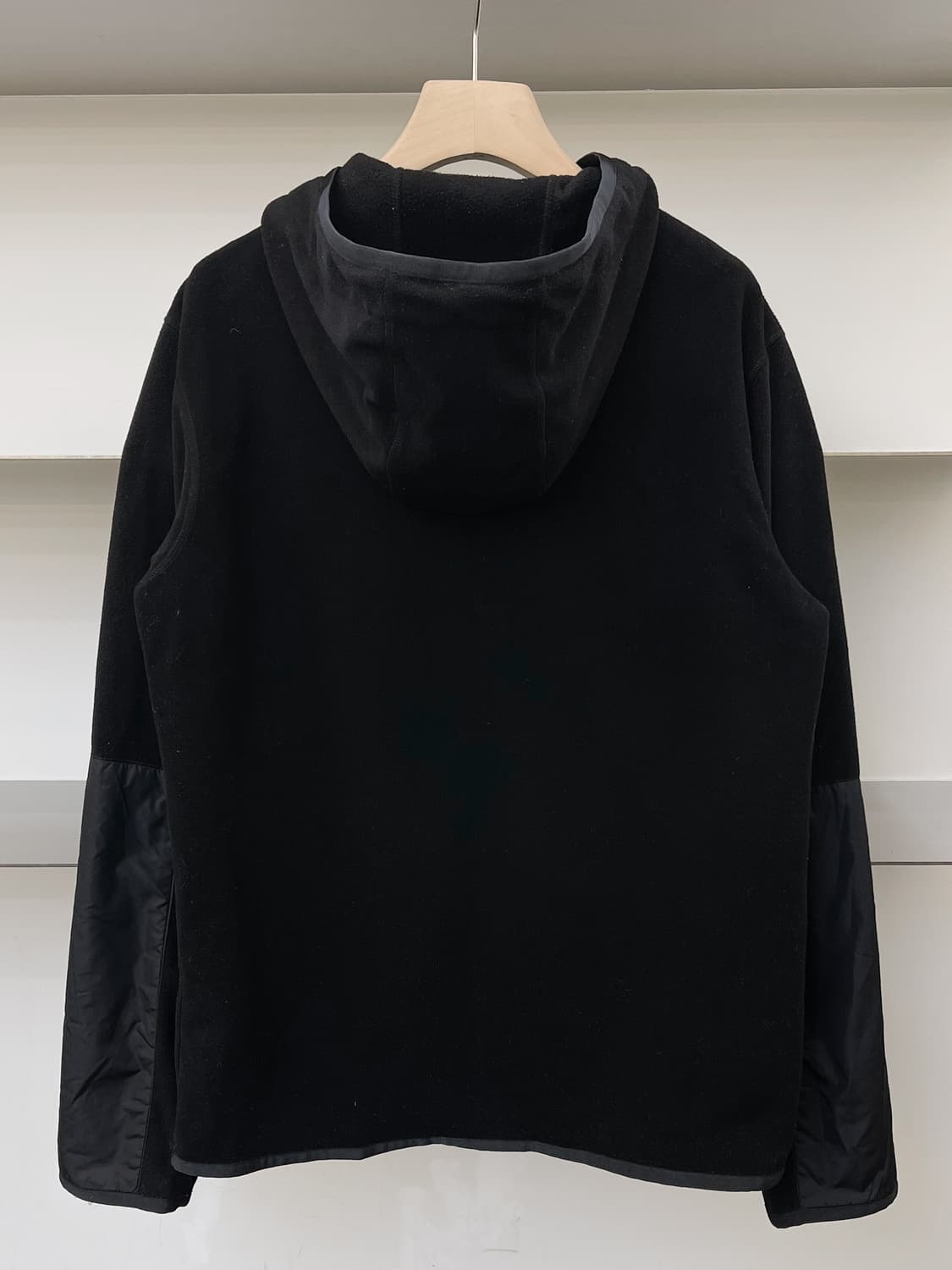 프라다 13aw 플리스 후드 자켓 상품이미지4