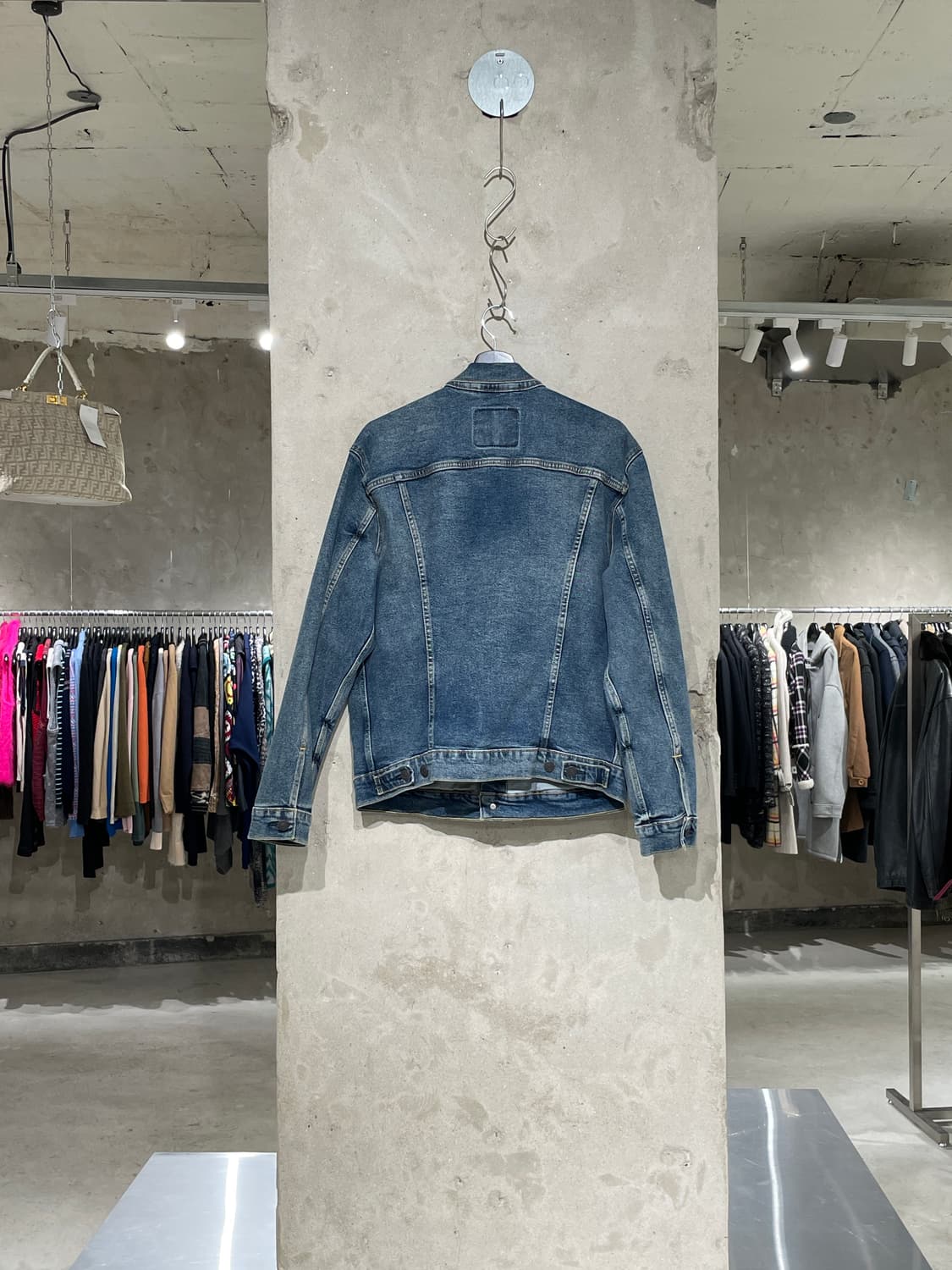 리바이스 중청 웨스턴 포켓 워싱 데님 자켓 상품이미지6