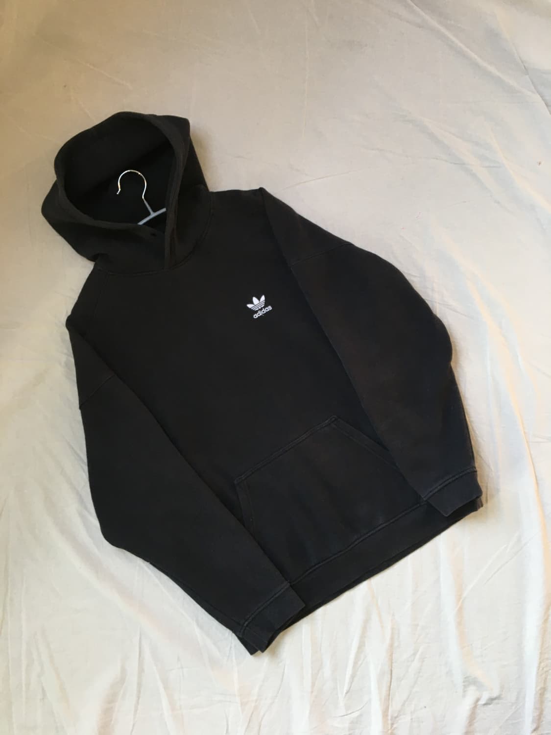 아디다스 가슴로고 후드티 상품이미지3