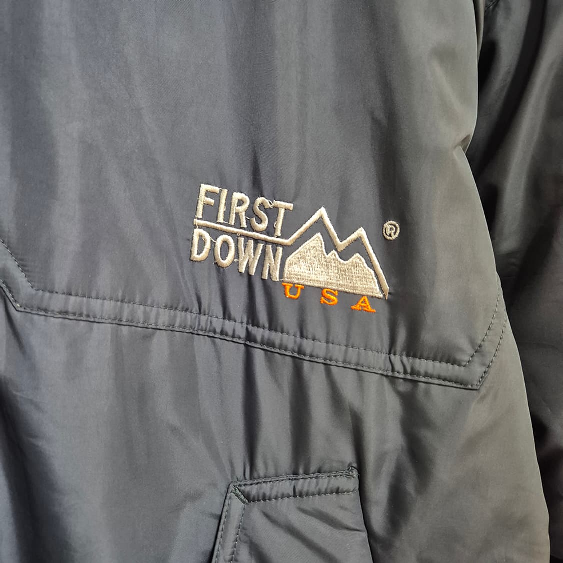 FIRST DOWN 퍼스트다운 하이넥 경량 점퍼 상품이미지7