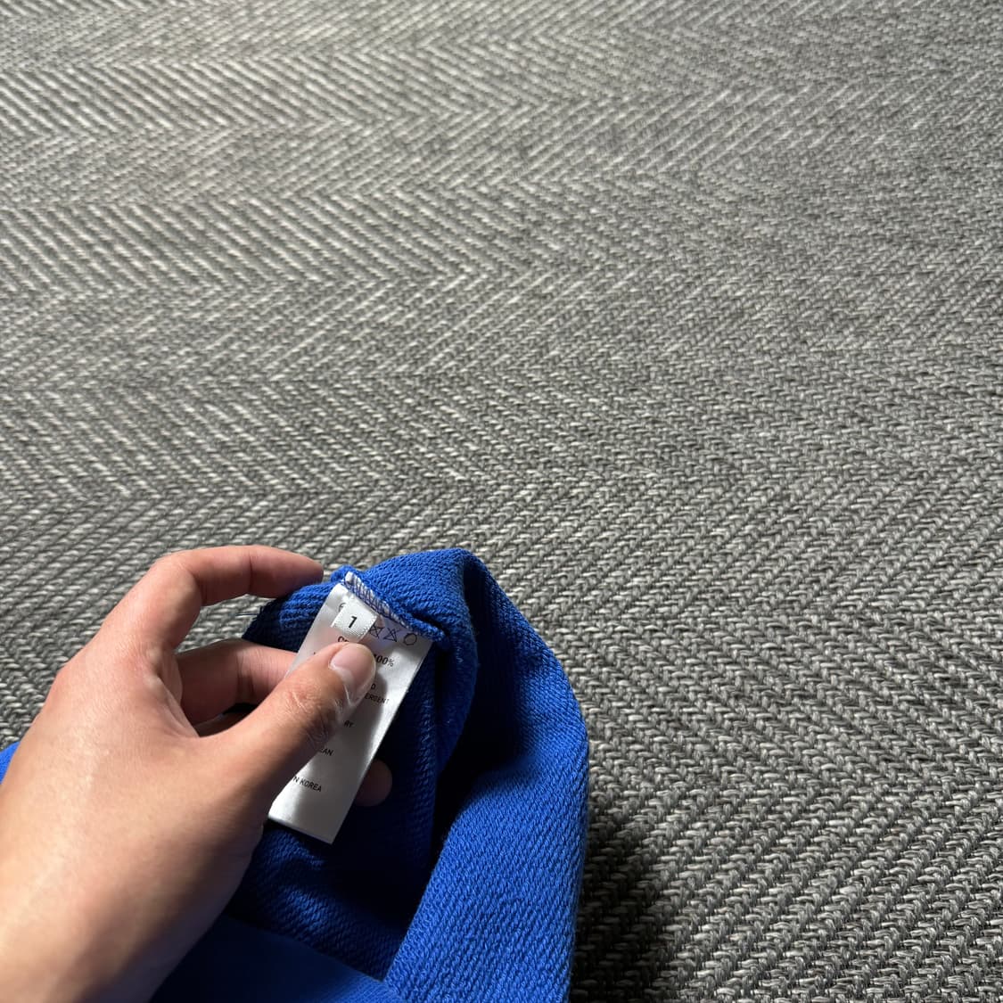 본투윈 2022 AGP 레이즈본 블루 크롭 후드티 1 상품이미지3