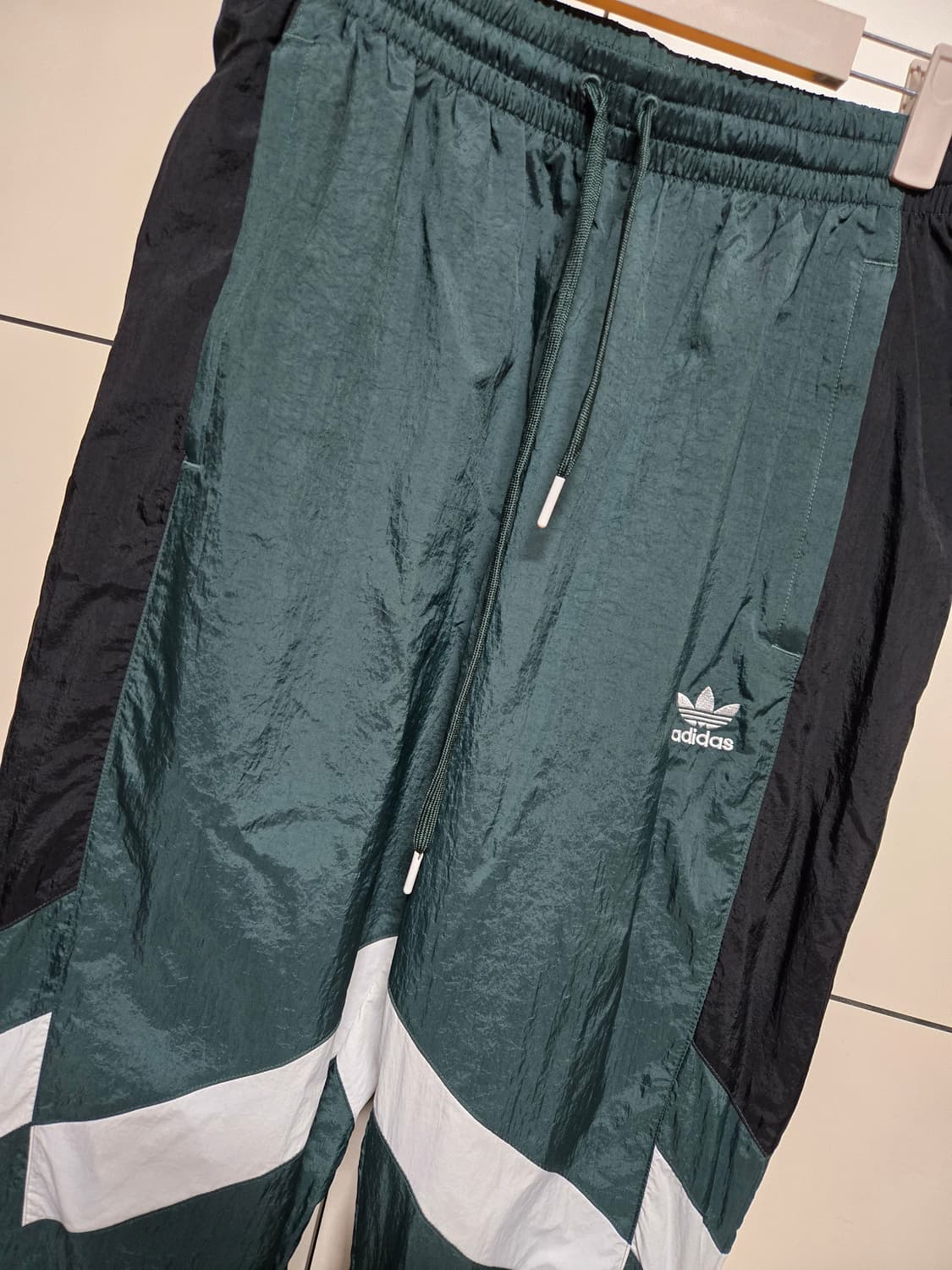 아디다스 남성 우븐 리카이브 트랙 조거팬츠 상품이미지4