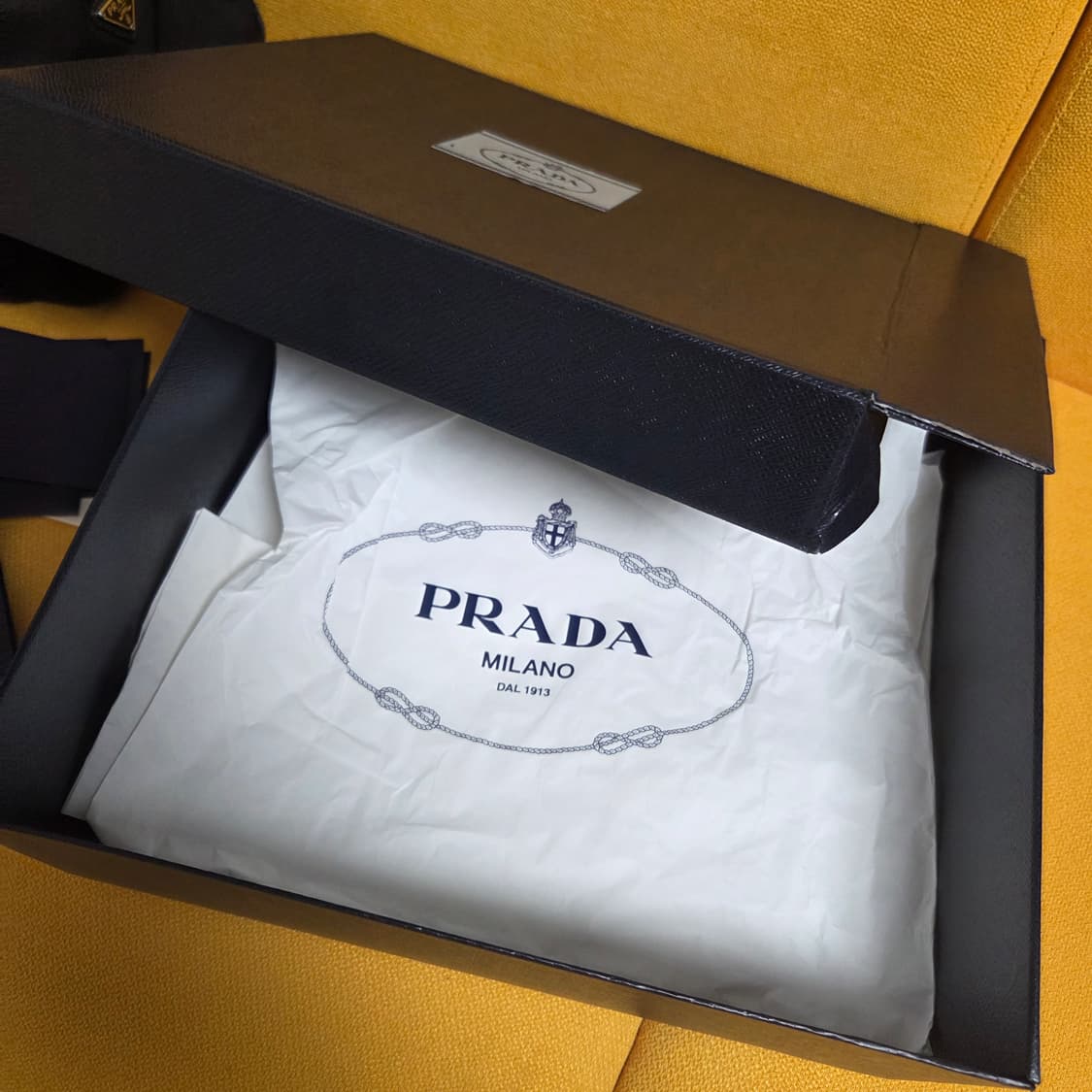 프라다 리에디션 사피아노 2005 호보백 상품이미지4
