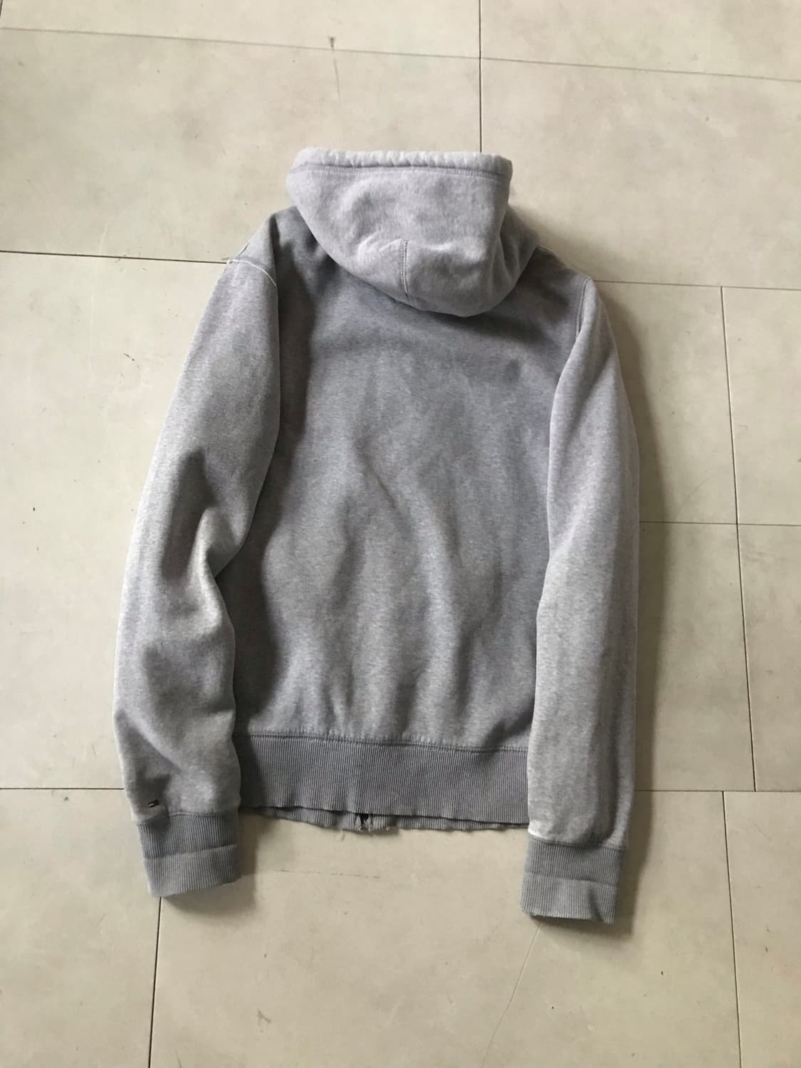 타미힐피거 그레이 후드집업 상품이미지10