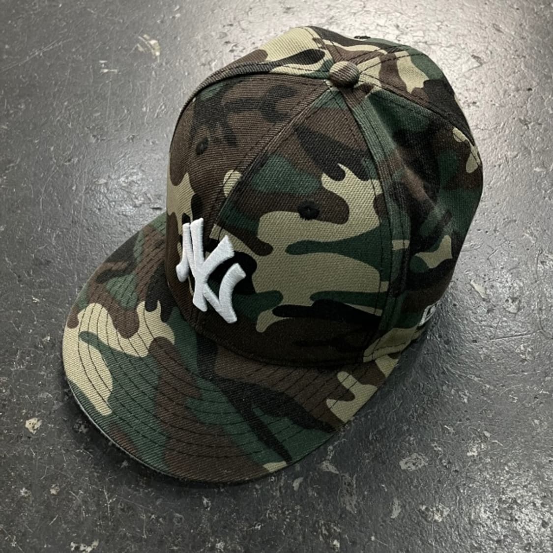 뉴에라 양키즈 카모 캡 상품이미지1