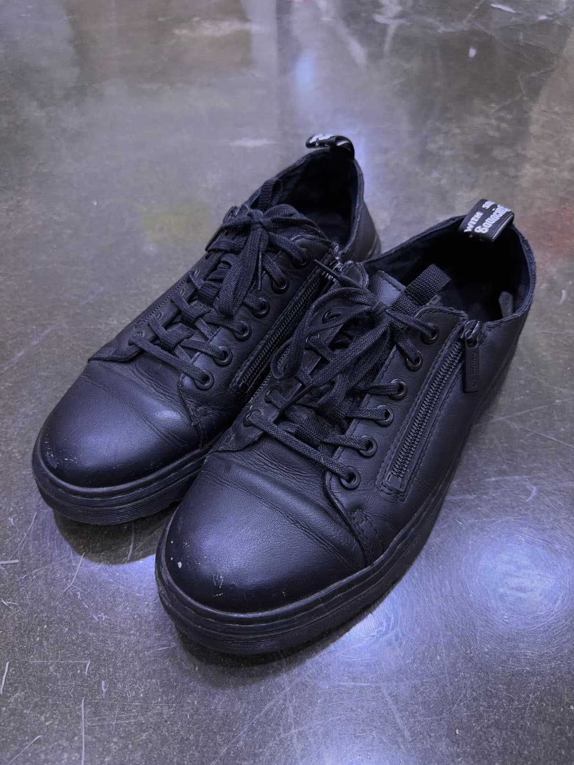 닥터마틴 단테 블랙 레더 지퍼 스니커즈 260 상품이미지1