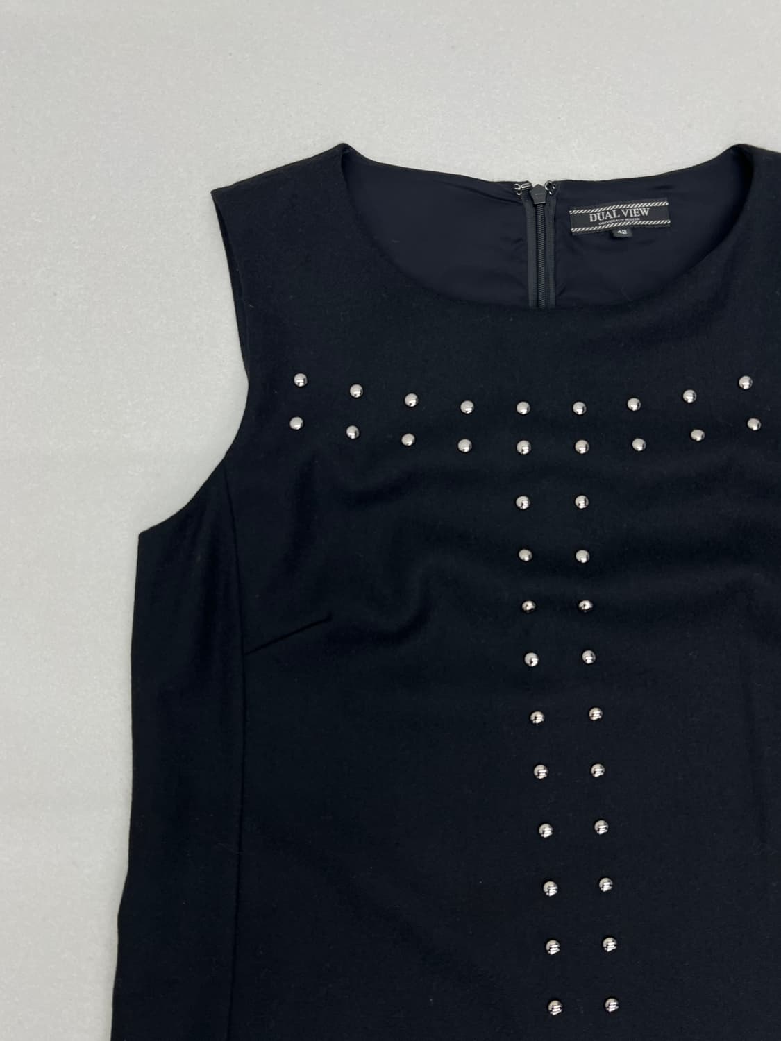 DUAL VIEW 스터드 디테일 나시 원피스 상품이미지2